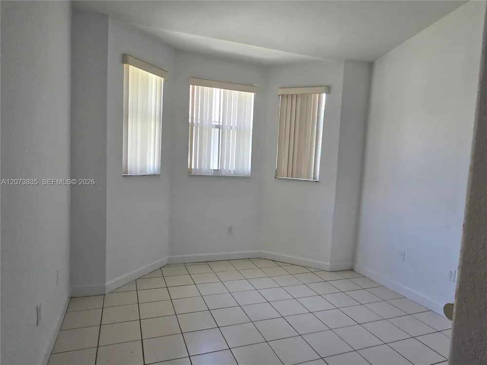 1661 SE 29th Ct #200 Homestead, FL 33035