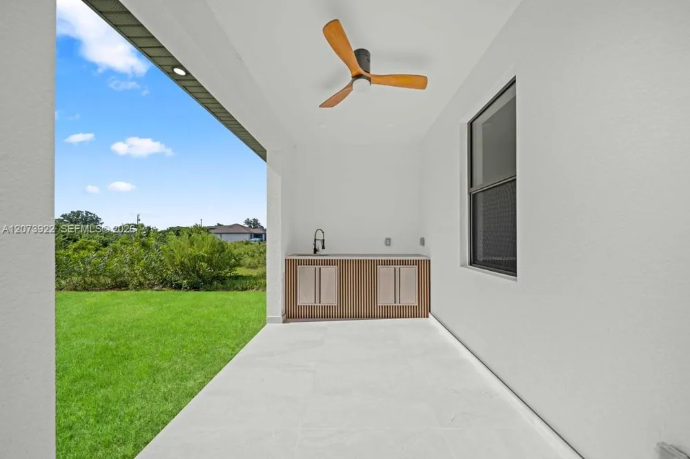 516 Croydon ave S Lehigh Acres, FL 33974