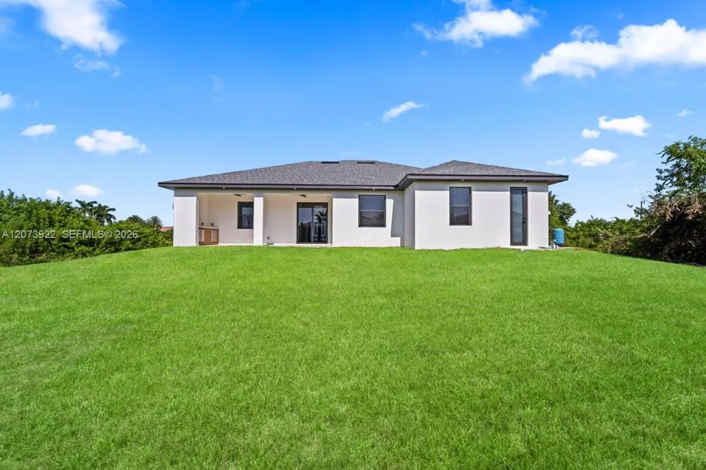 516 Croydon ave S Lehigh Acres, FL 33974