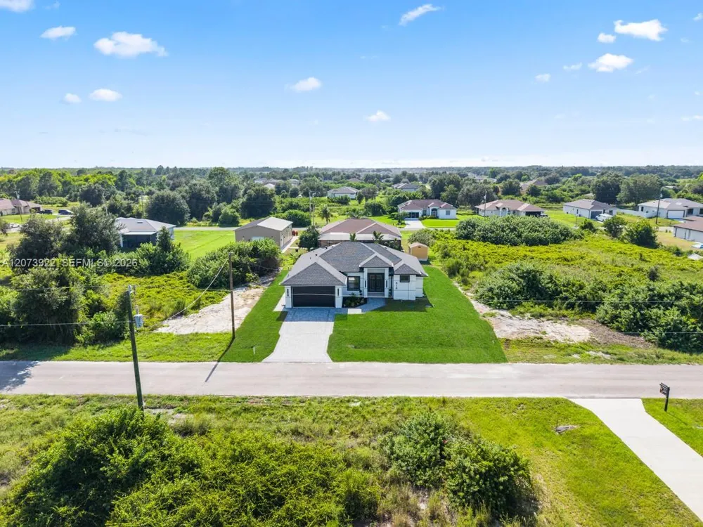 516 Croydon ave S Lehigh Acres, FL 33974