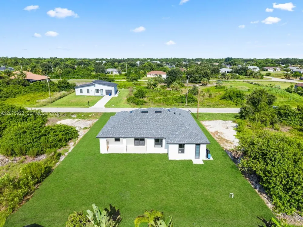 516 Croydon ave S Lehigh Acres, FL 33974