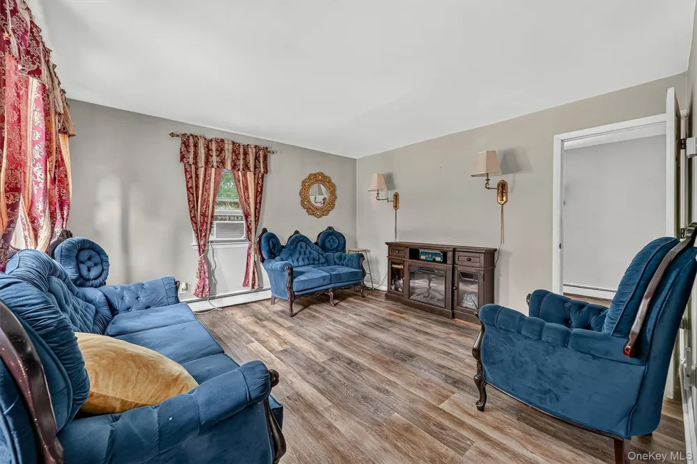206 Lafayette Avenue Cortlandt Manor, NY 10567