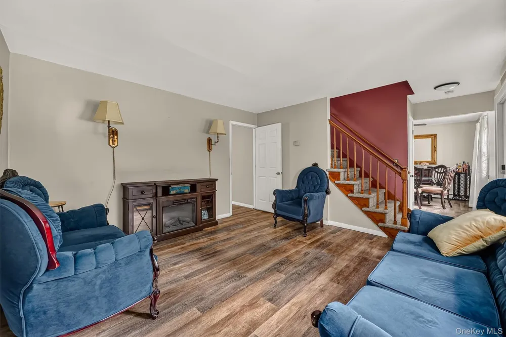 206 Lafayette Avenue Cortlandt Manor, NY 10567