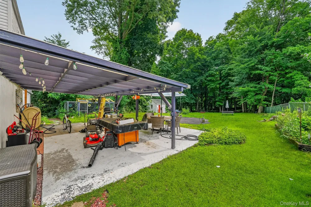 206 Lafayette Avenue Cortlandt Manor, NY 10567