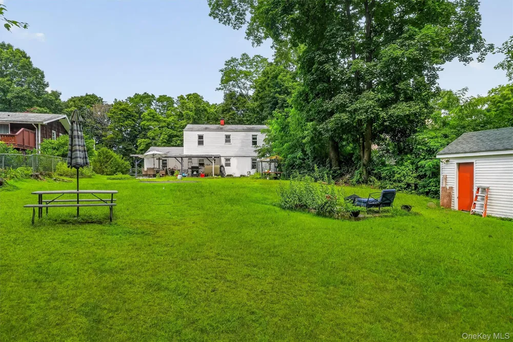 206 Lafayette Avenue Cortlandt Manor, NY 10567