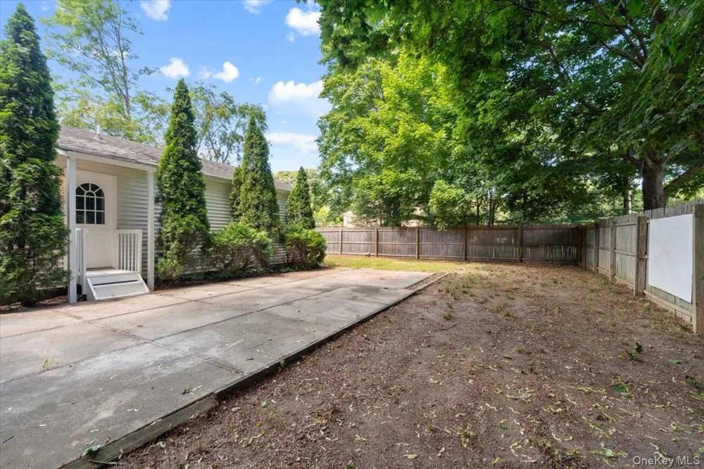 685 Horseblock Road Brookhaven, NY 11719