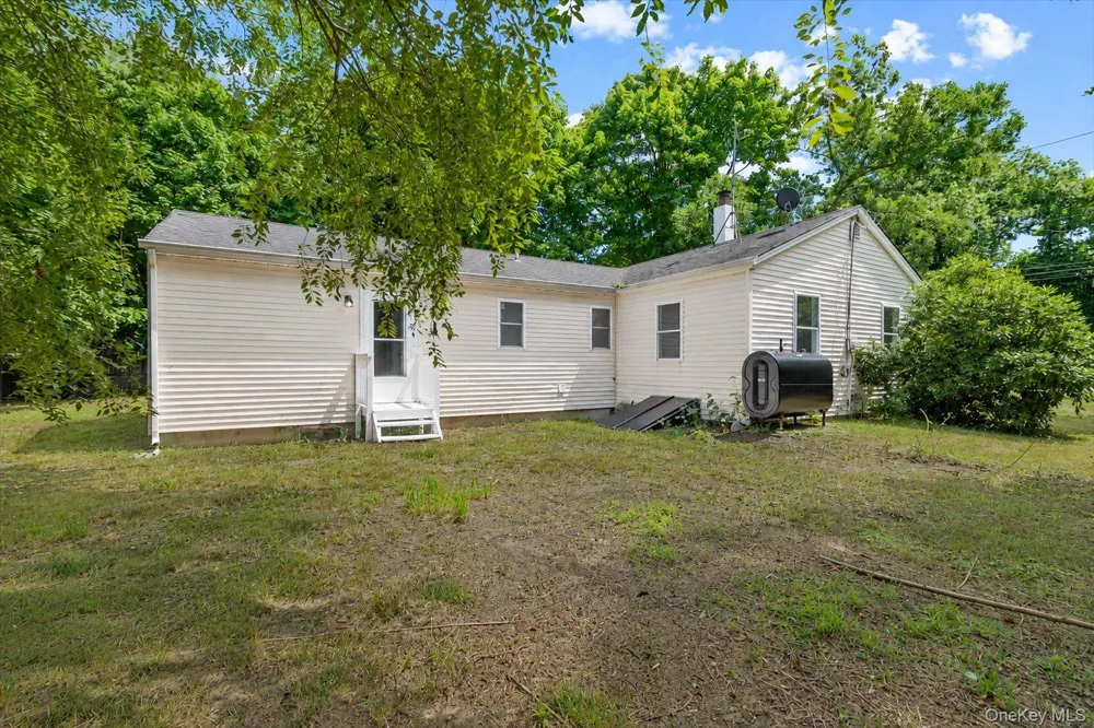 685 Horseblock Road Brookhaven, NY 11719