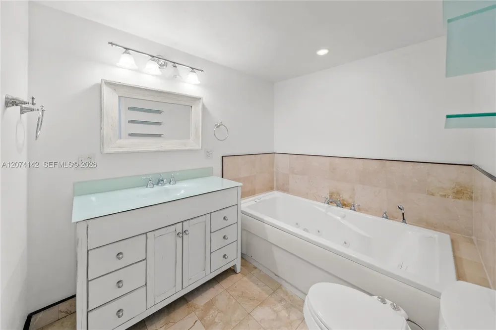 3130 SW 27th Ter Miami, FL 33133