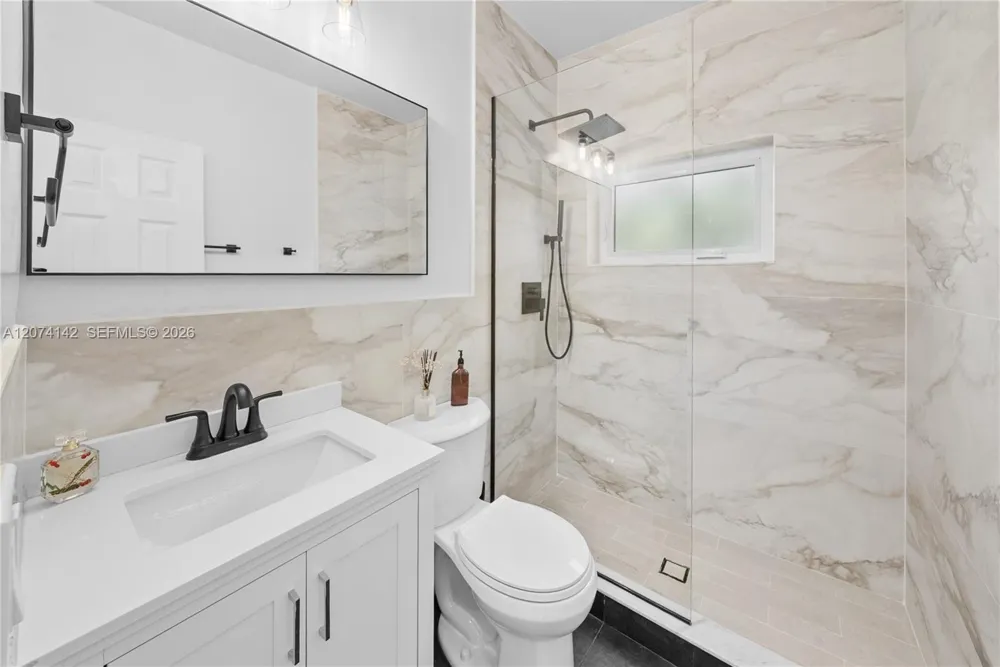 3130 SW 27th Ter Miami, FL 33133