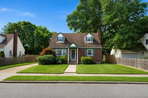 44 Maple Drive