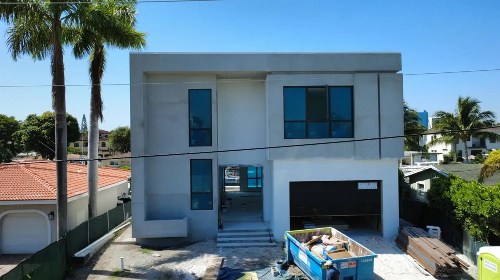 2336 SE 13th Court Pompano Beach, FL 33062