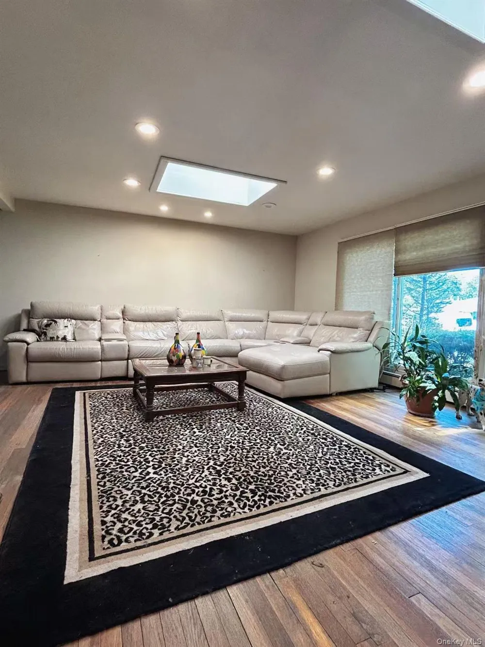 165 Scott Avenue Deer Park, NY 11729
