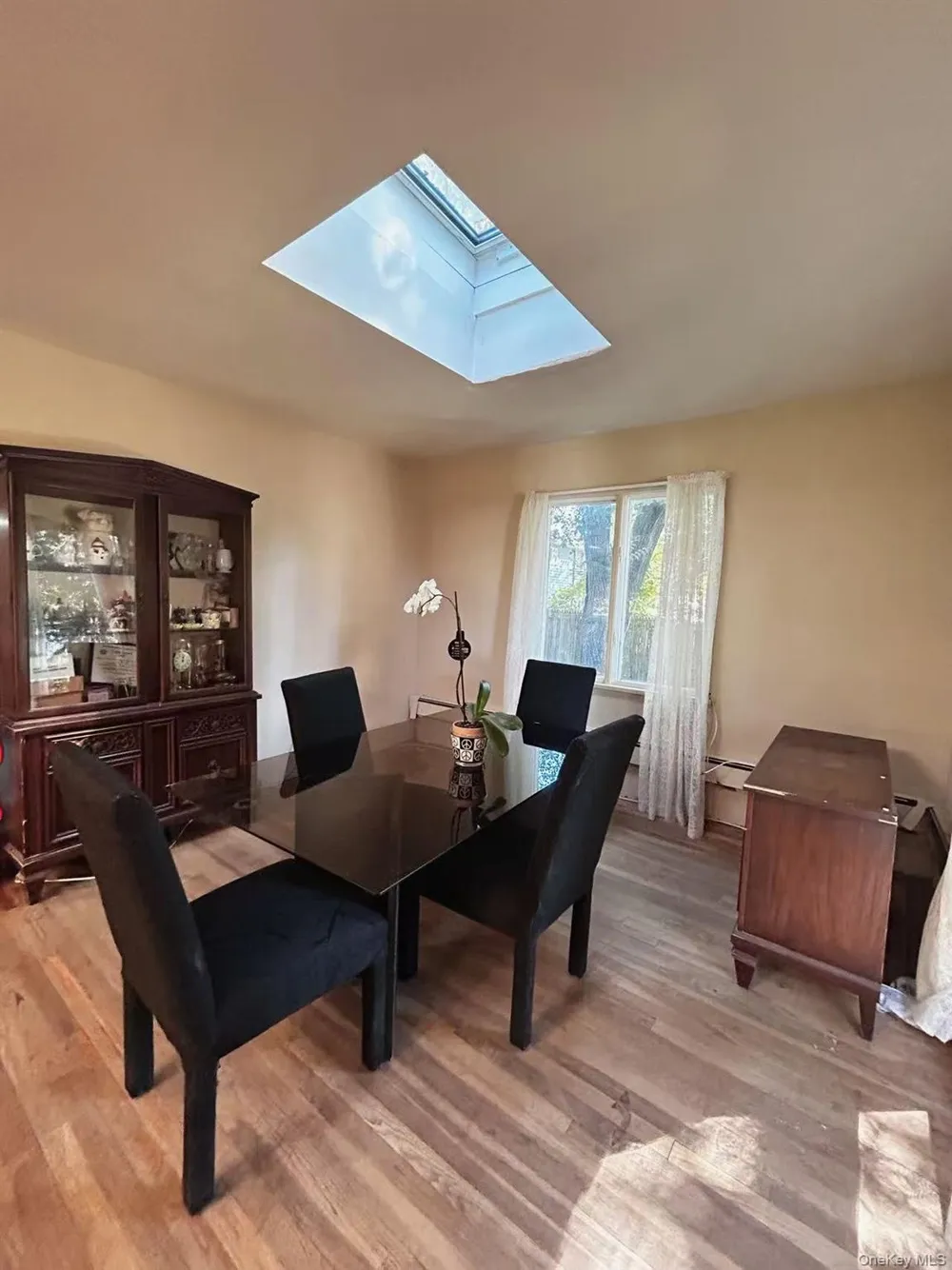 165 Scott Avenue Deer Park, NY 11729