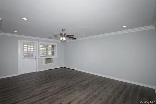 562 New Highway #7-2F Hauppauge, NY 11788