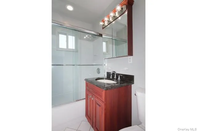562 New Highway #7-2F Hauppauge, NY 11788