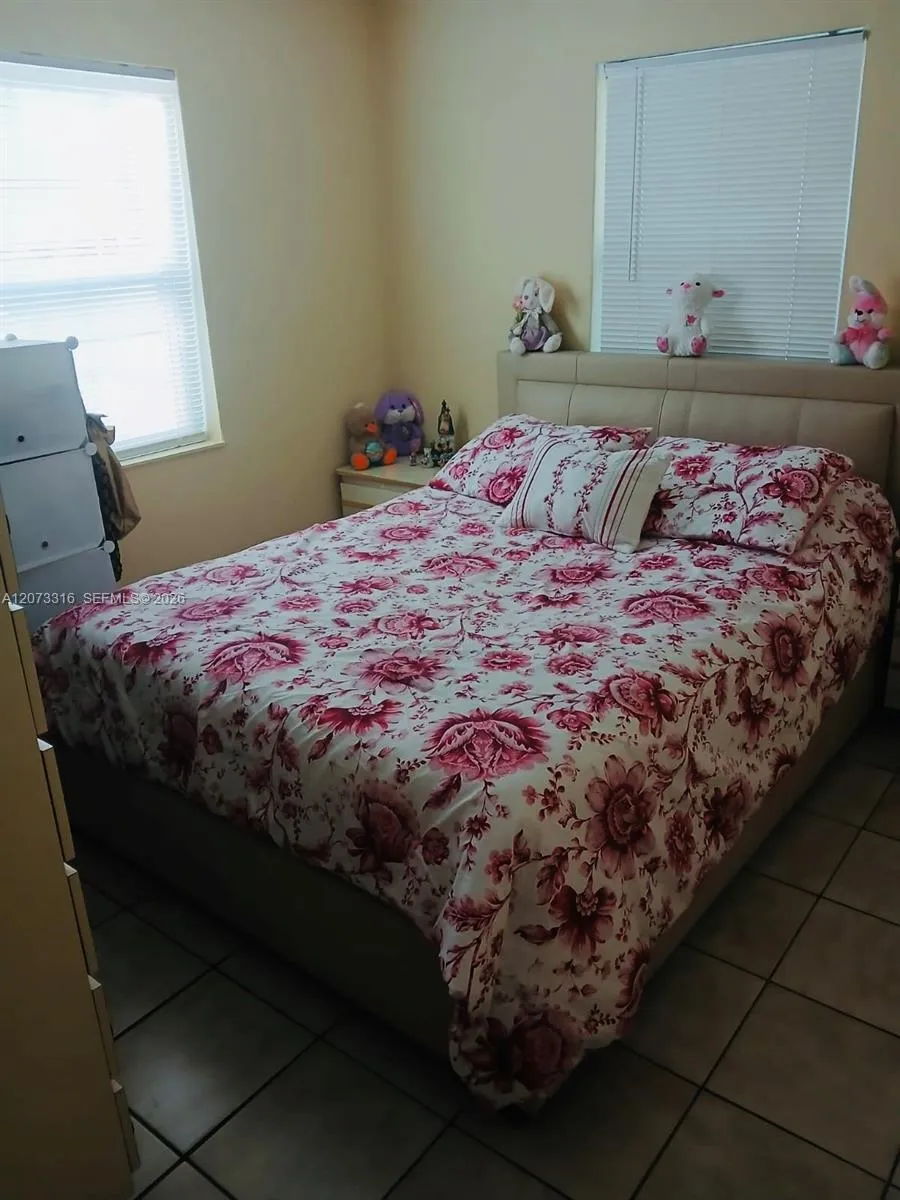 4400 SW 112th Pl Miami, FL 33165