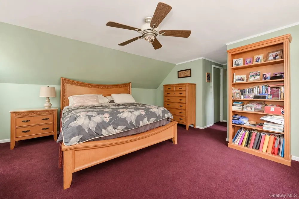 312 W Waukena Avenue Oceanside, NY 11572