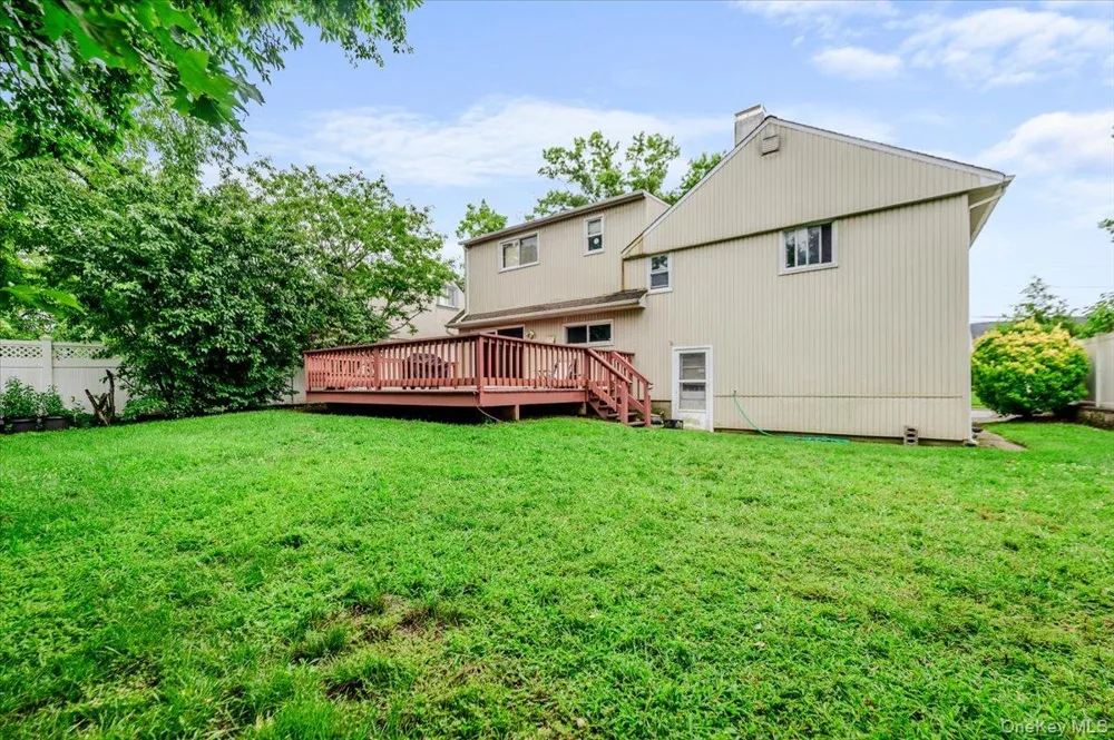 312 W Waukena Avenue Oceanside, NY 11572