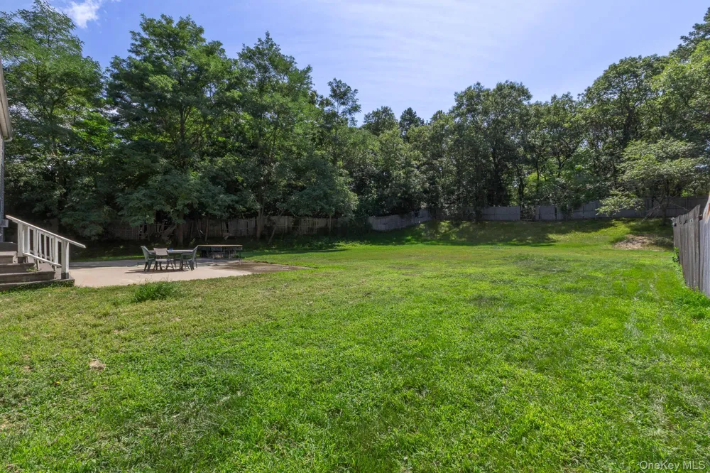312 Peconic Avenue Medford, NY 11763