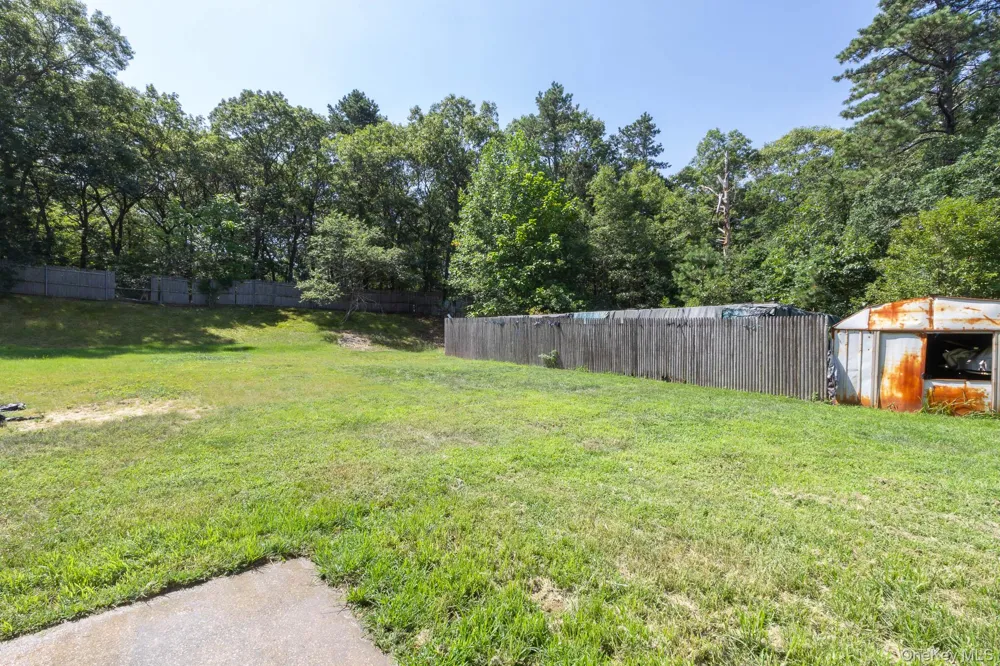 312 Peconic Avenue Medford, NY 11763