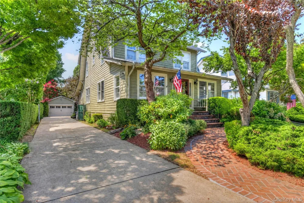 54 Denton Avenue East Rockaway, NY 11518