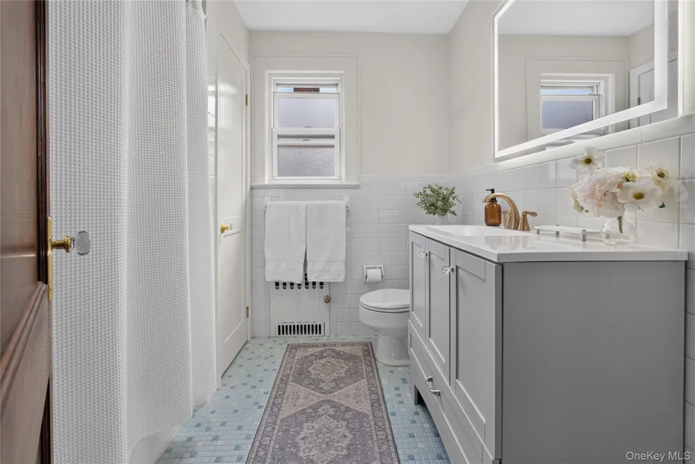 54 Denton Avenue East Rockaway, NY 11518