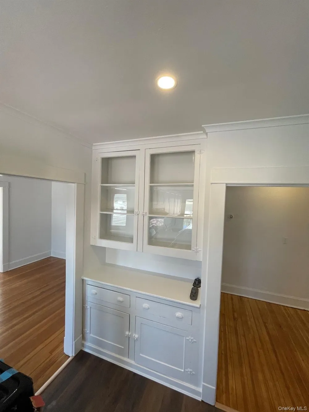 510 Montauk Highway #Upper East Apartment Eastport, NY 11941