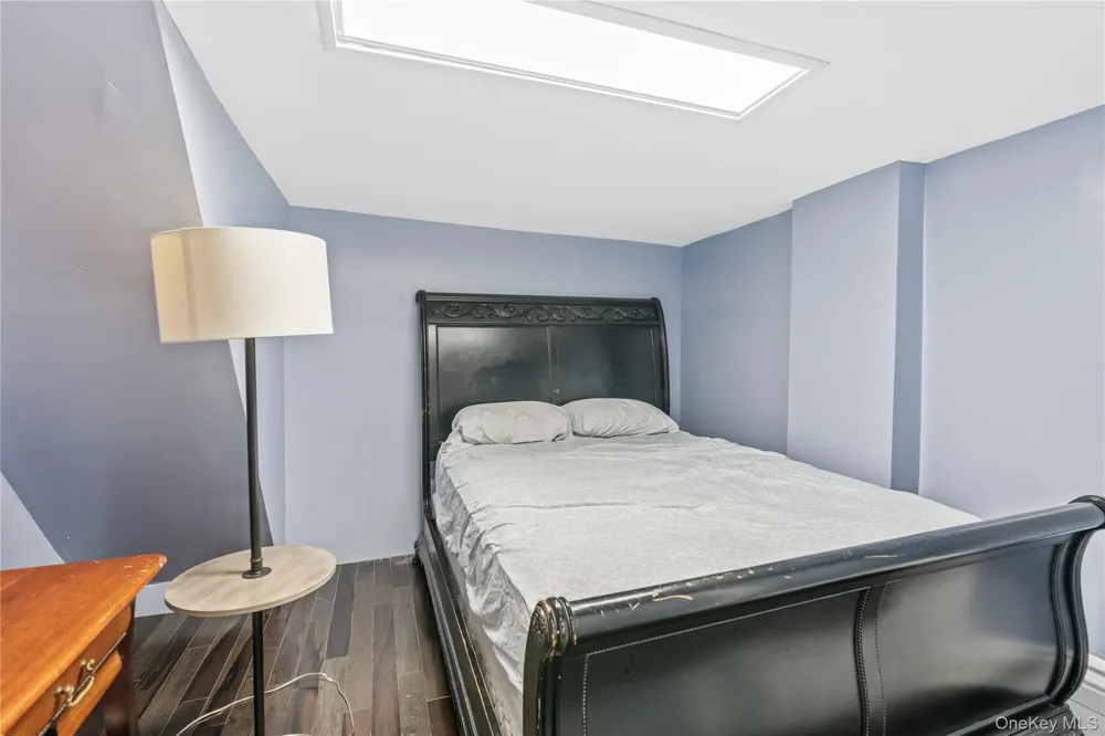 220 E 116th Street #2nd Floor New York (Manhattan), NY 10029
