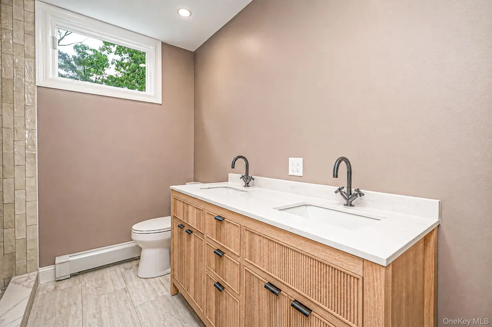 32 Annandale Road Commack, NY 11725