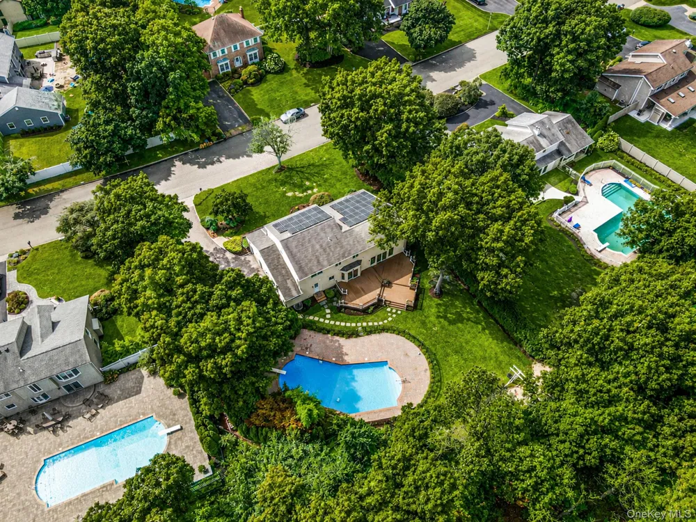 32 Annandale Road Commack, NY 11725