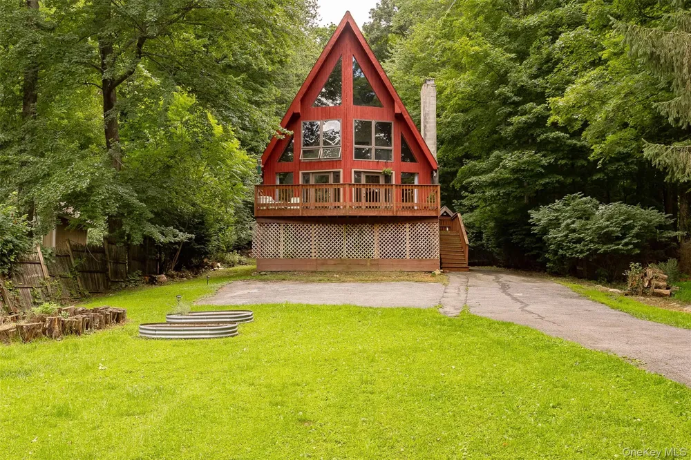 36 Greenwood Drive Beacon, NY 12508