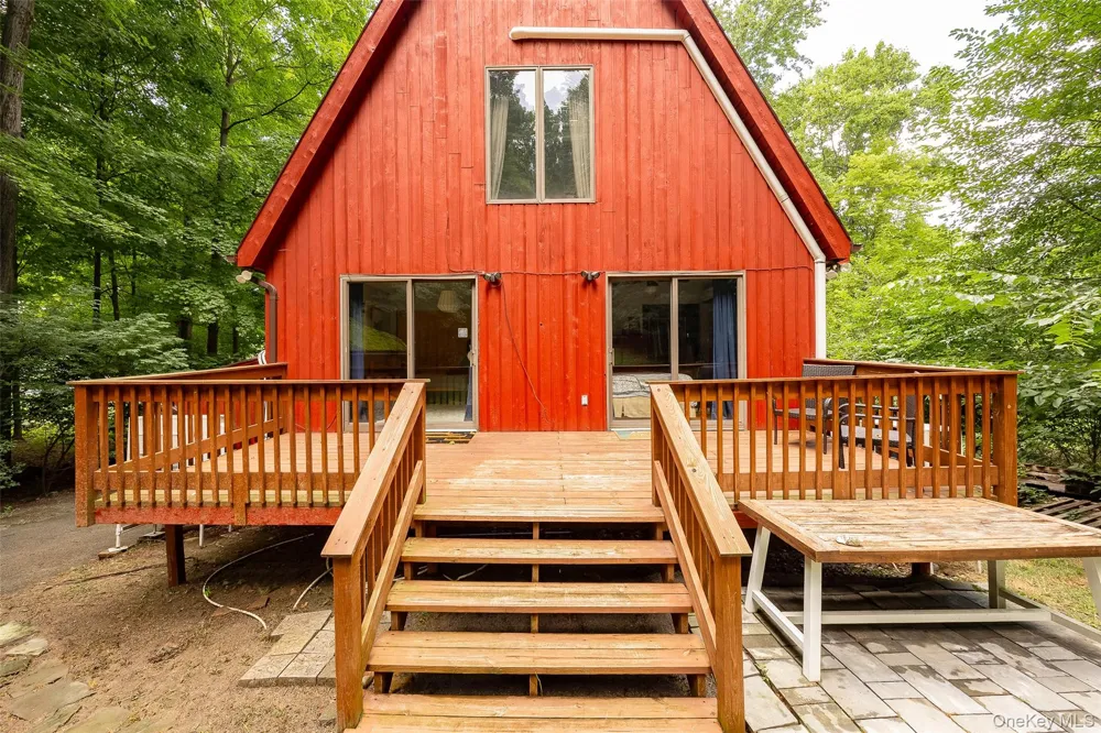 36 Greenwood Drive Beacon, NY 12508