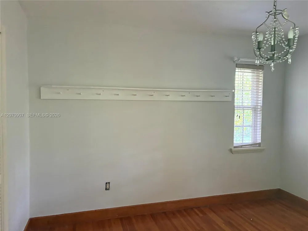805 Paradiso Ave #805 Coral Gables, FL 33146