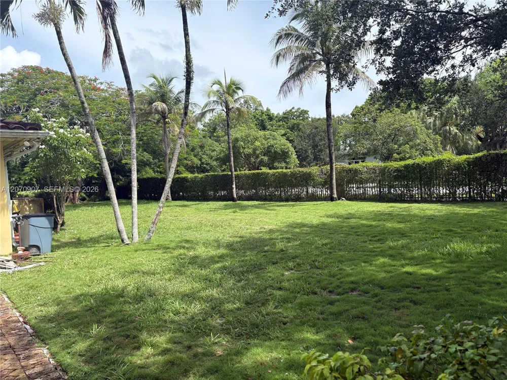 805 Paradiso Ave #805 Coral Gables, FL 33146