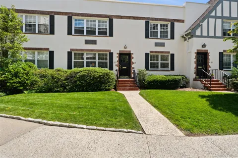 20 Lake Avenue #20