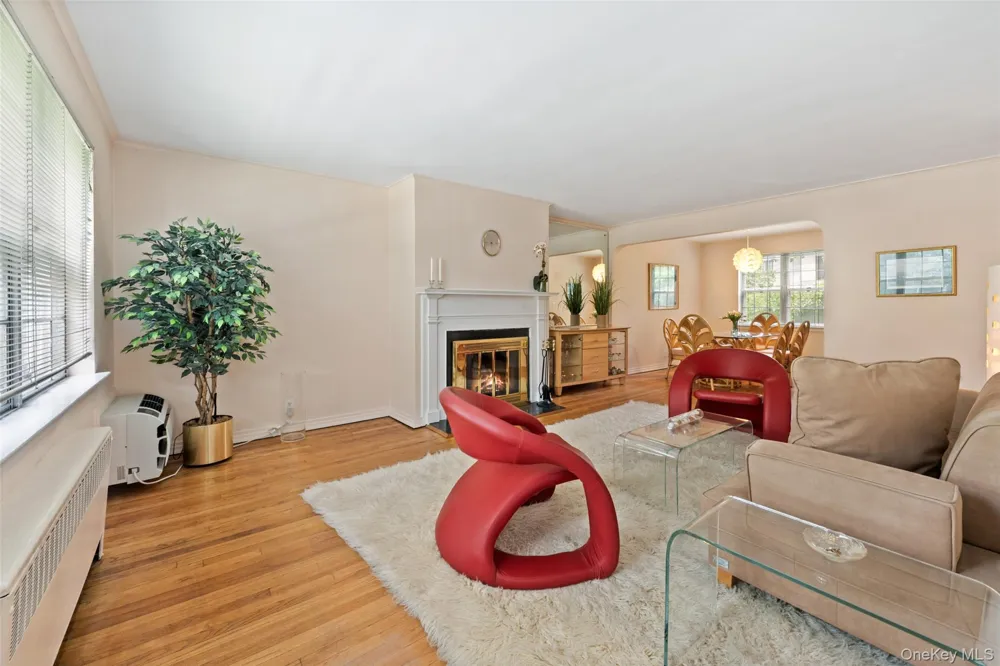 20 Lake Avenue #20 Bronxville, NY 10708