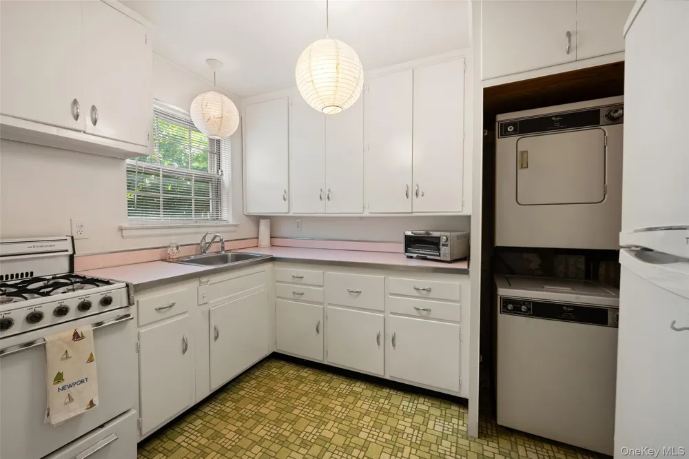 20 Lake Avenue #20 Bronxville, NY 10708