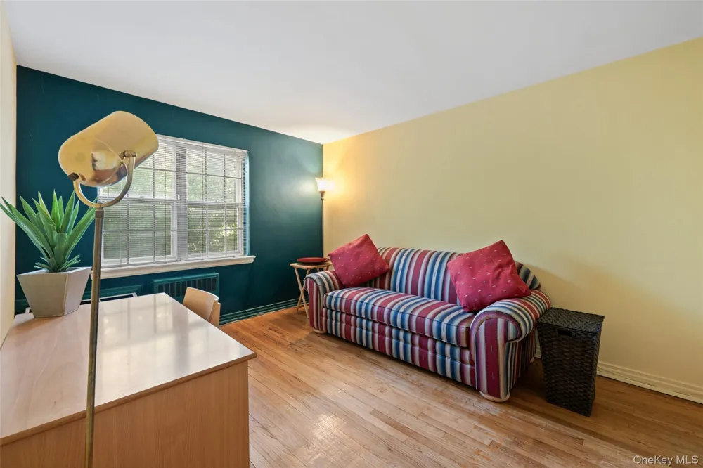 20 Lake Avenue #20 Bronxville, NY 10708