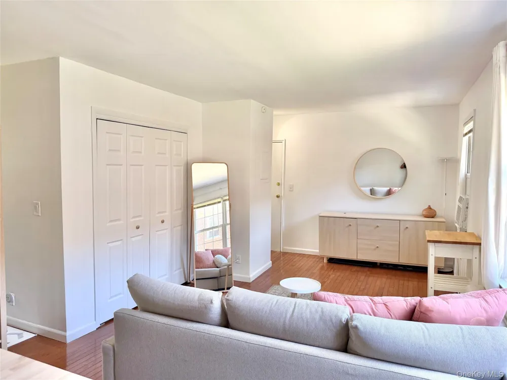 182 Pinewood Road #23 Hartsdale, NY 10530