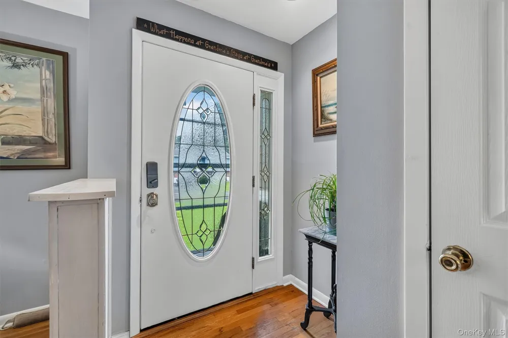 22 Elliott Place New Hampton, NY 10958