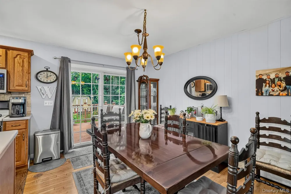 22 Elliott Place New Hampton, NY 10958