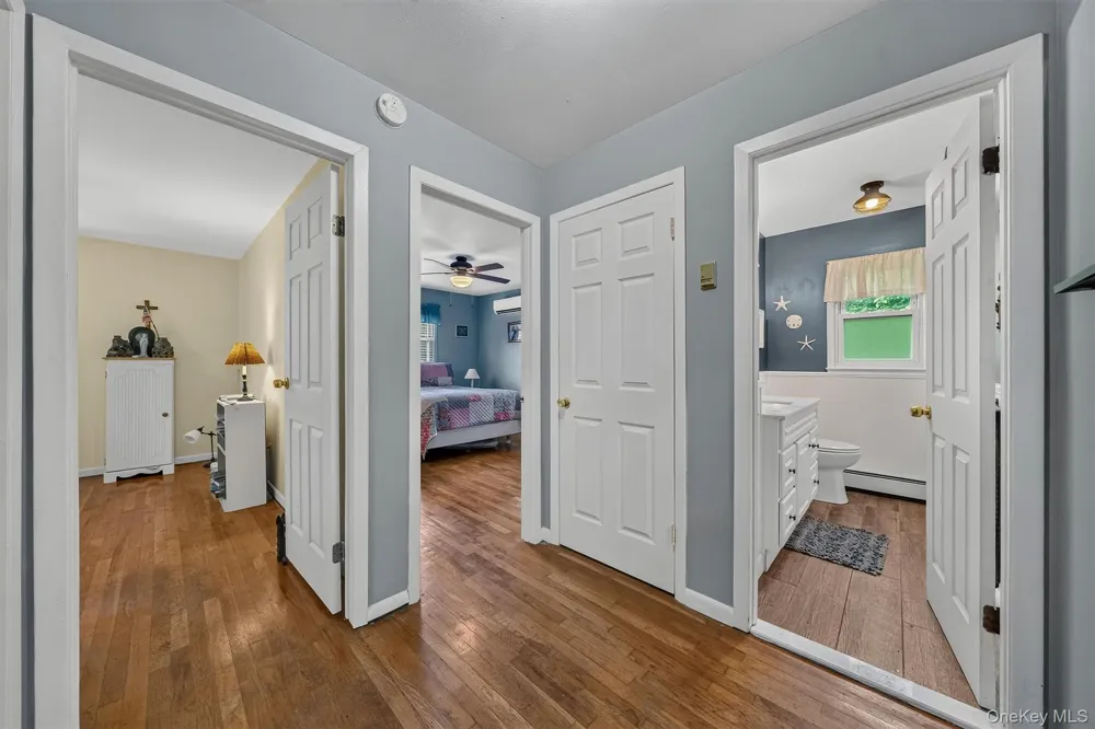 22 Elliott Place New Hampton, NY 10958