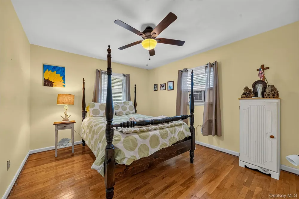 22 Elliott Place New Hampton, NY 10958