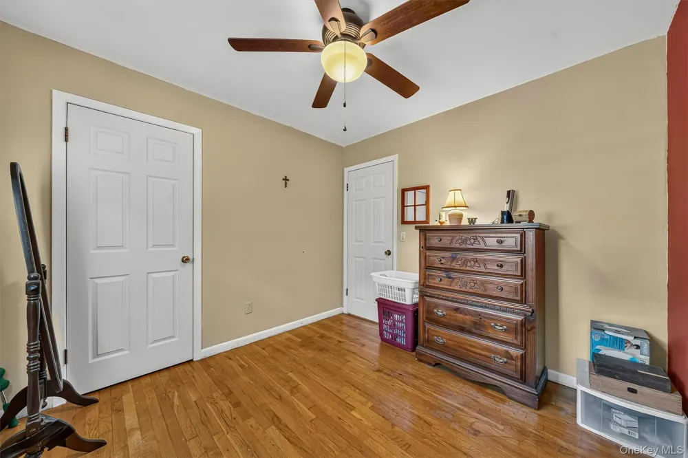 22 Elliott Place New Hampton, NY 10958