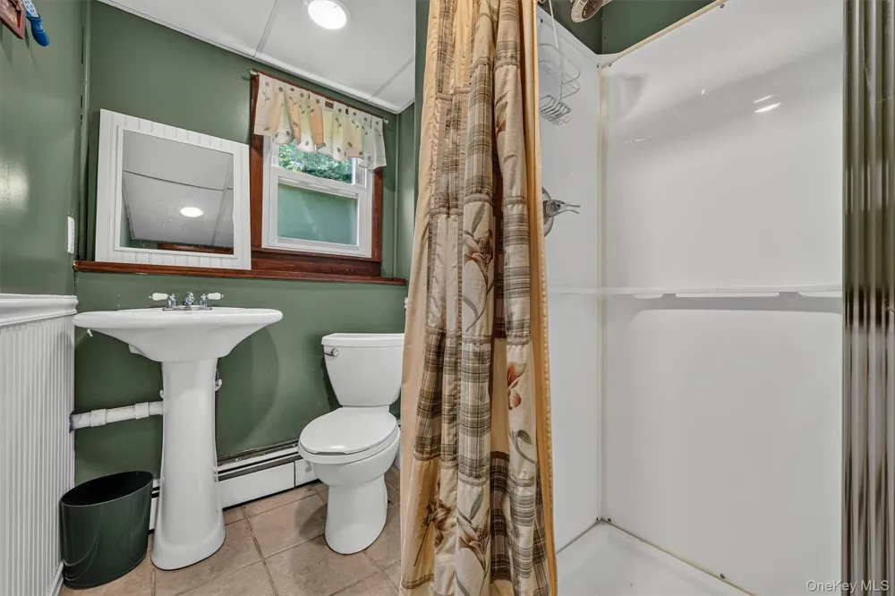 22 Elliott Place New Hampton, NY 10958