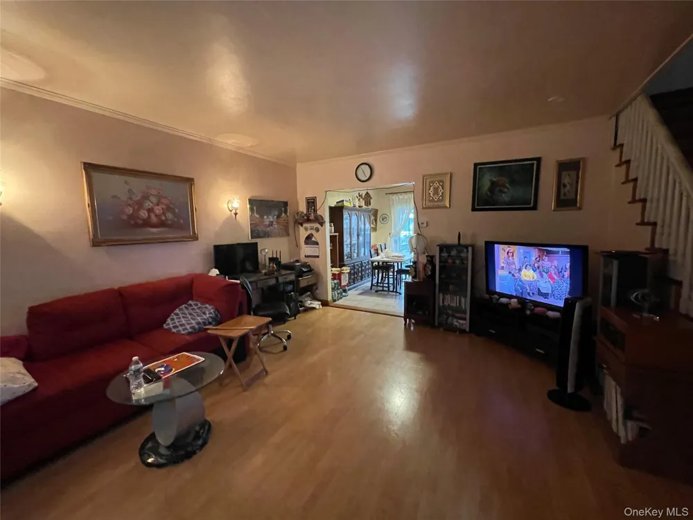 6166 78th Street Middle Village, NY 11379