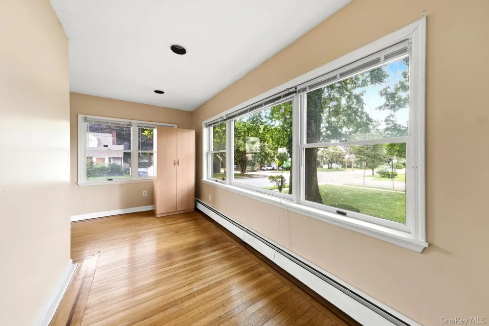 105 Corona Avenue Valley Stream, NY 11580