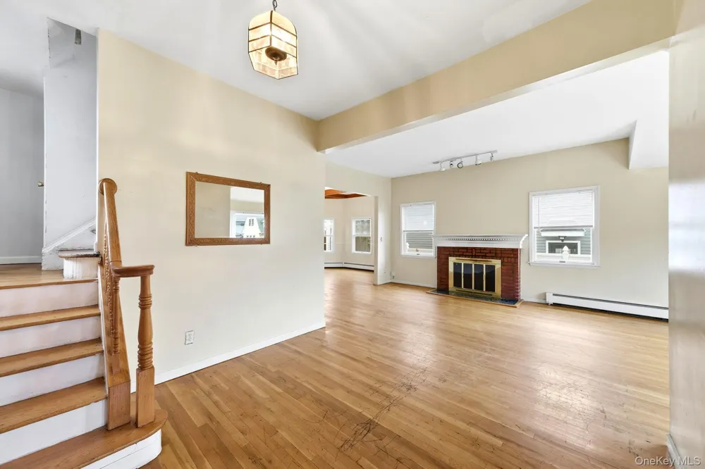 105 Corona Avenue Valley Stream, NY 11580