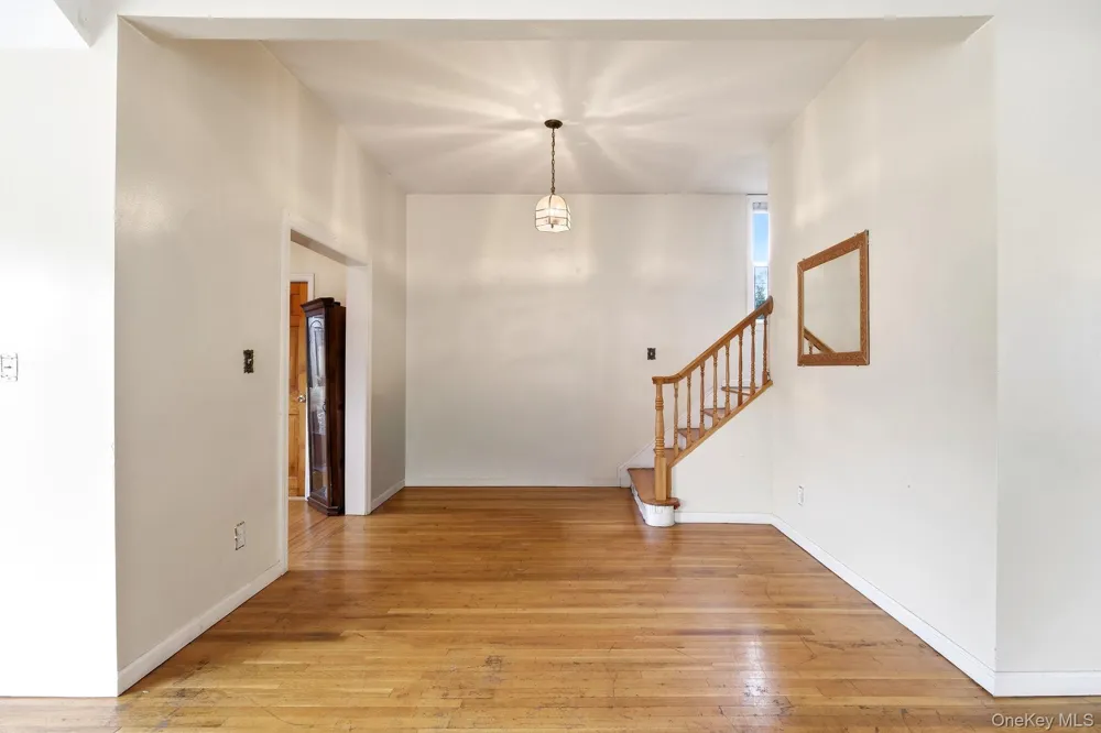 105 Corona Avenue Valley Stream, NY 11580