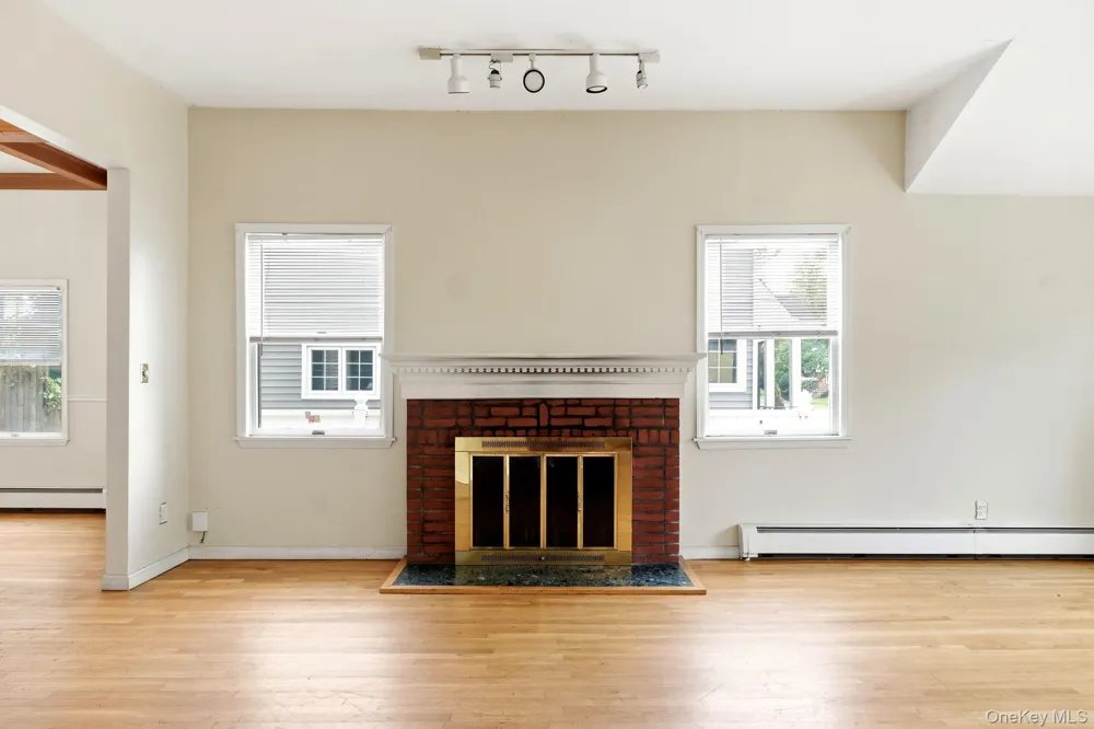 105 Corona Avenue Valley Stream, NY 11580